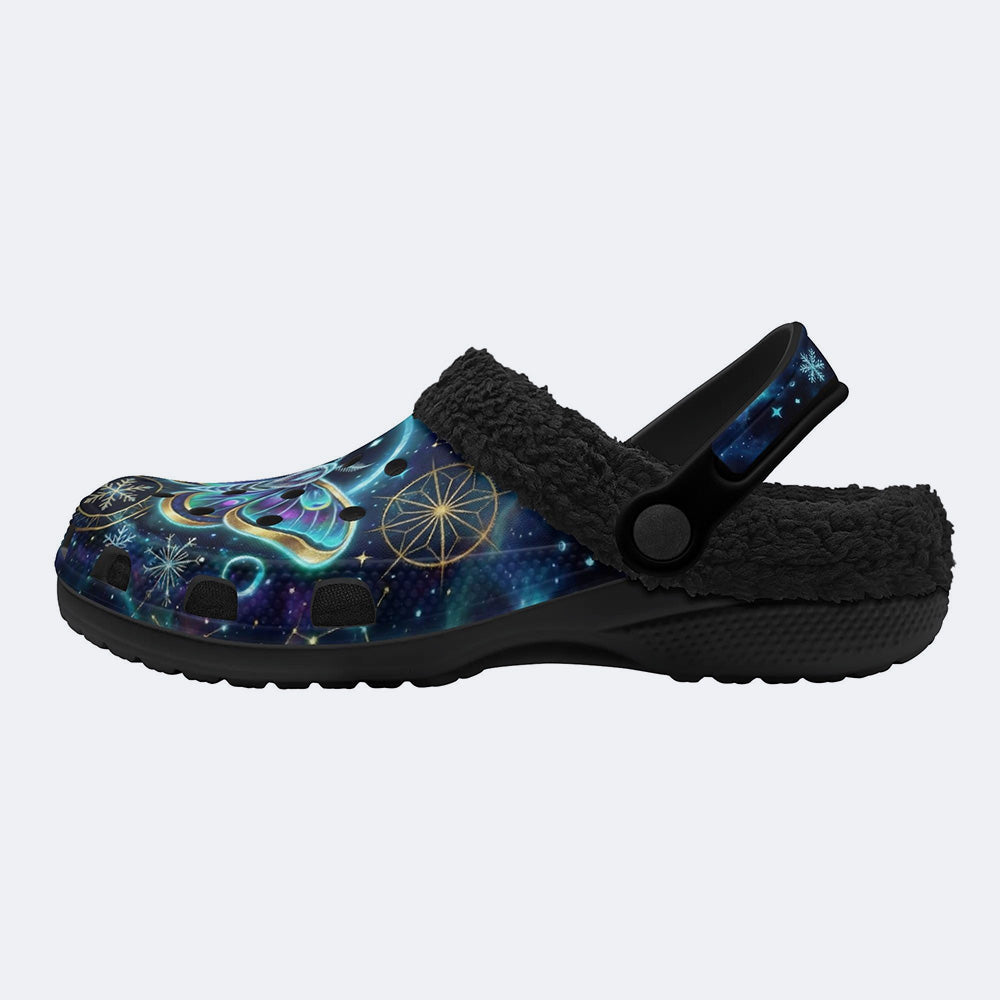 Winter Night Snowflake Ice Moth Print Fleece-Lined Clogs