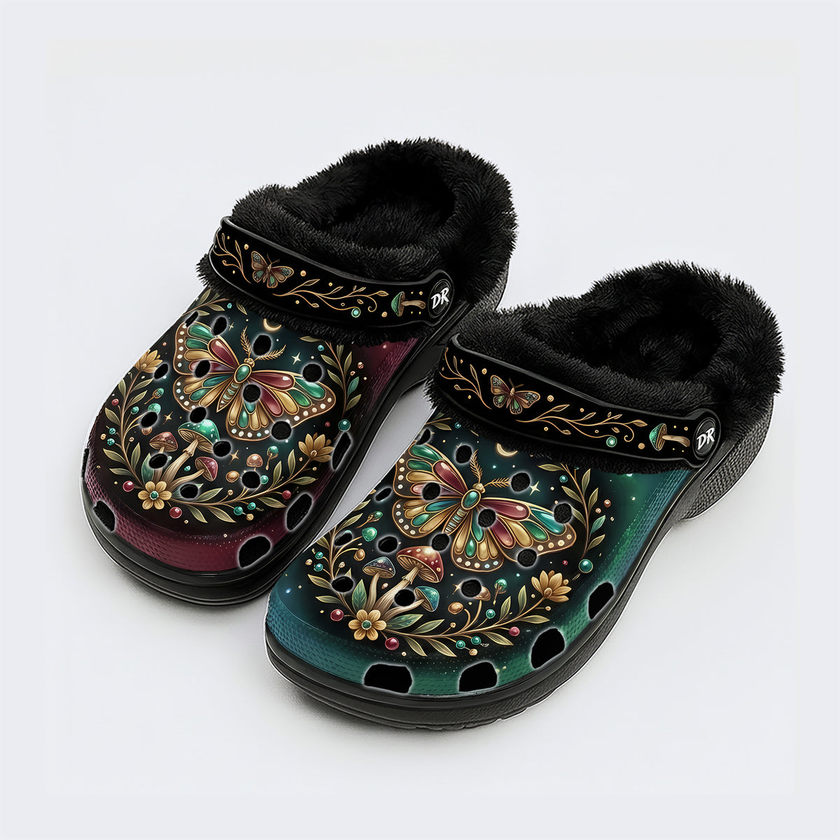 Jewel Moth Vintage Wreath Red&Green Print Fleece-Lined Clogs