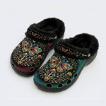 Jewel Moth Vintage Wreath Red&Green Print Fleece-Lined Clogs