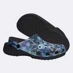 Ice Crystal Light Moth Print Fleece-Lined Clogs