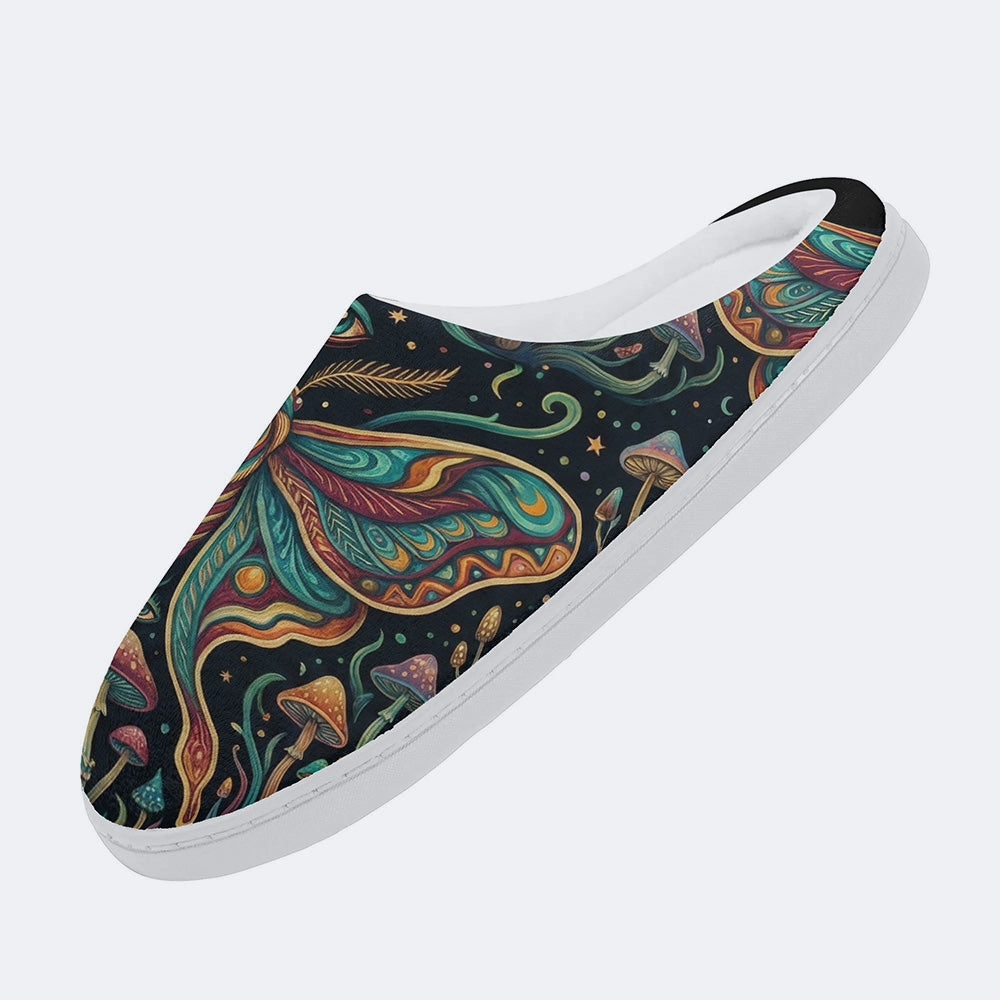 Psychedelic Mushroom Forest Moth Retro Print Fleece-Lined Slippers