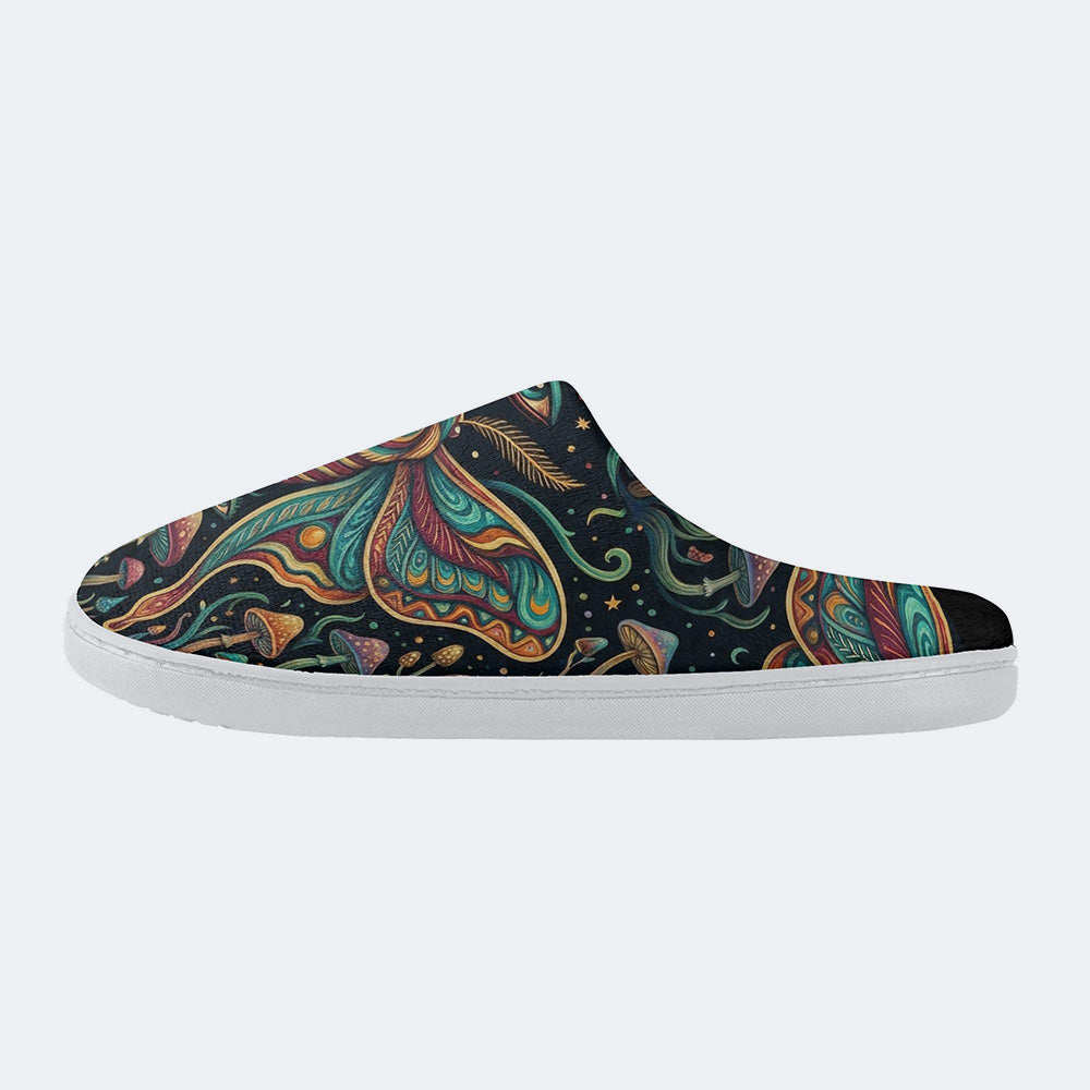 Psychedelic Mushroom Forest Moth Retro Print Fleece-Lined Slippers